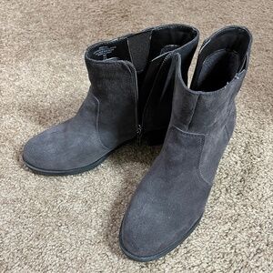 Easy Spirt Grey Suede Fleece Lined Boots